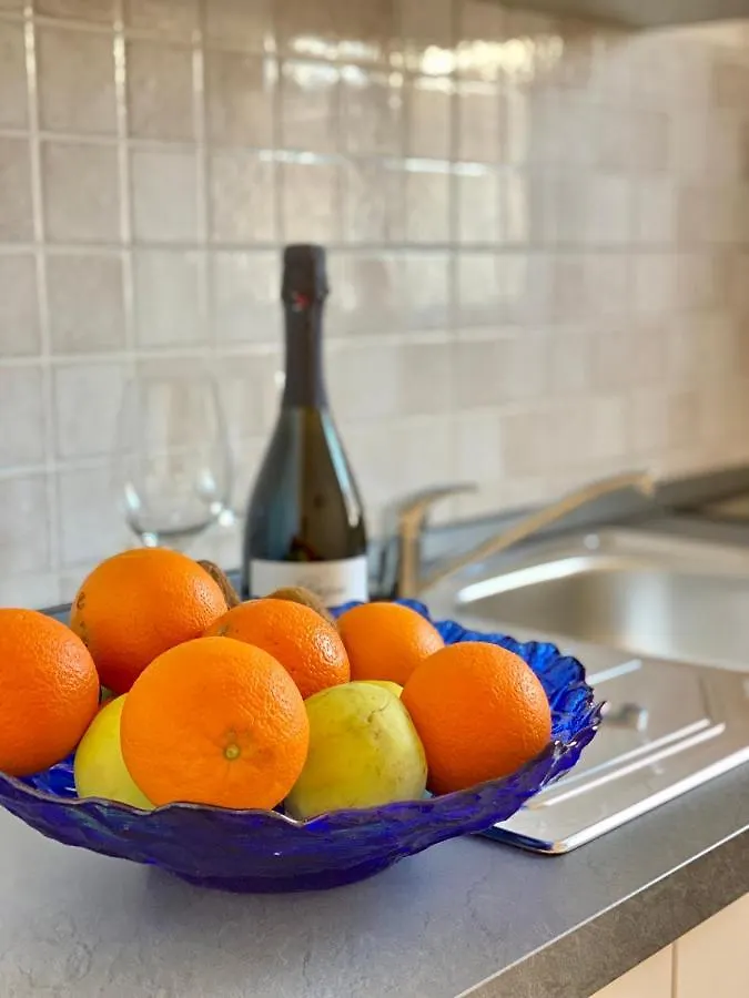 Apartmani Mia, 50 Sqm, Parking Included Zambratija  0*, Zambratija (Istria) Croatia