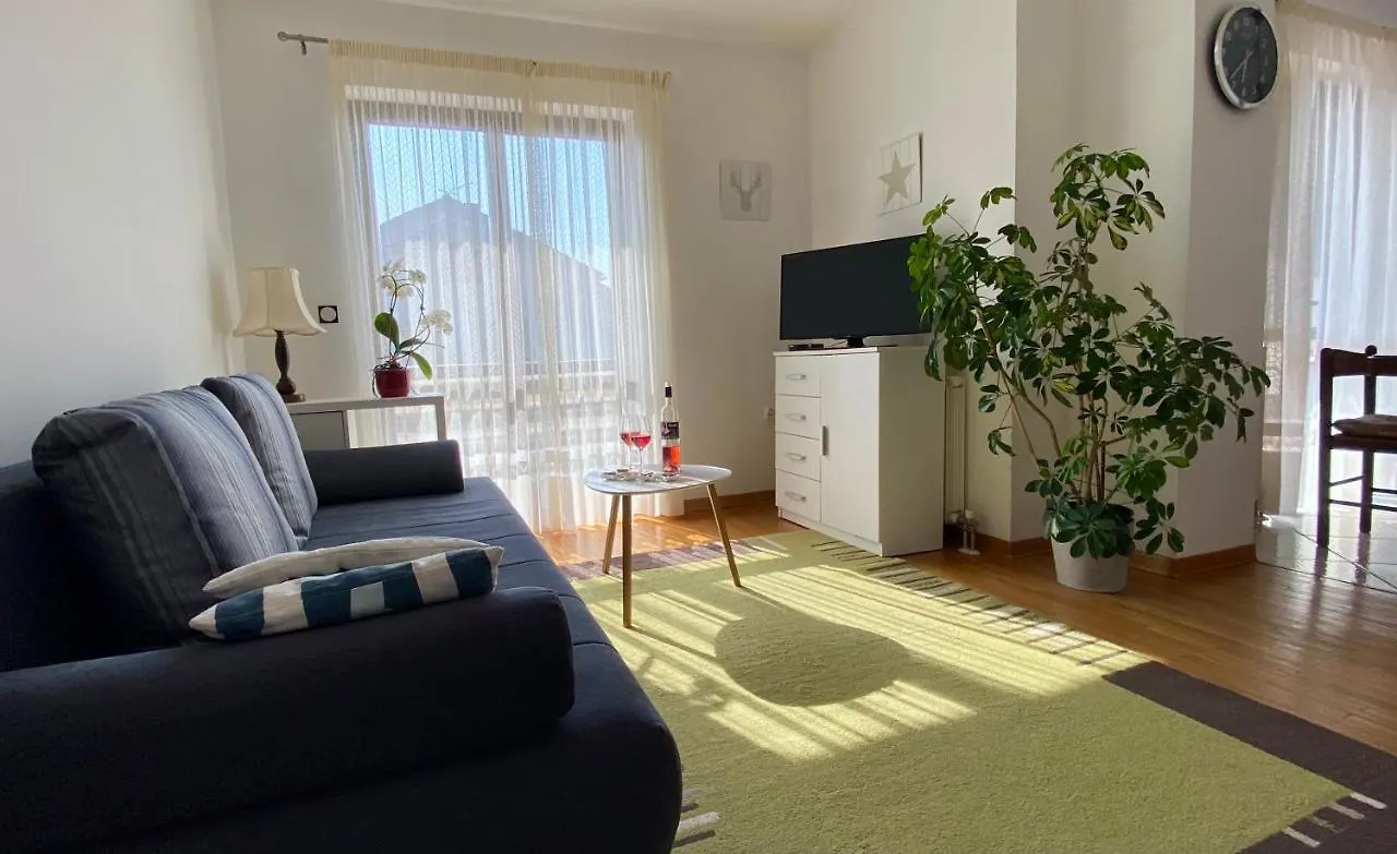 Apartmani Mia Zambratija